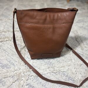 Lucky Brand Brown 100 % Leather cross body Shoulder Bag EUC